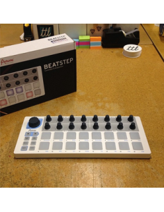 Arturia BEATSTEP - Controleur et séquenceur 16 pads – vue principale 2