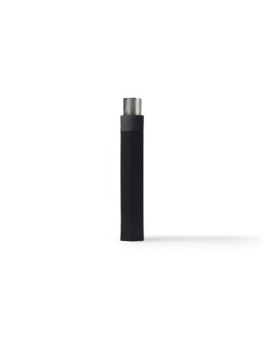 Alto Professional Bluetooth Total 2 – vue latérale du boîtier et de la sortie XLR