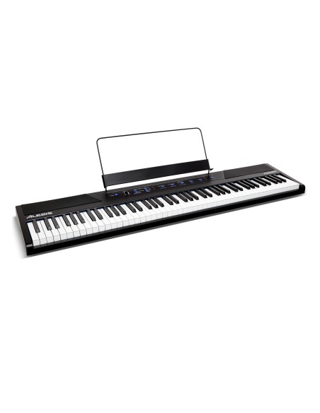 Alesis Concert – vue de trois-quarts du piano avec pupitre