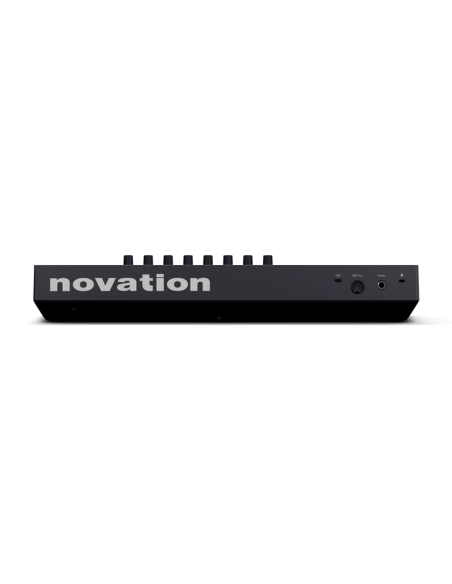 Novation Launchkey 25 MK4 – panneau arrière avec connexions USB, MIDI et pédale