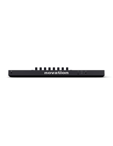Novation Launchkey Mini 37 MK4 – panneau arrière avec connexions USB, MIDI et pédale