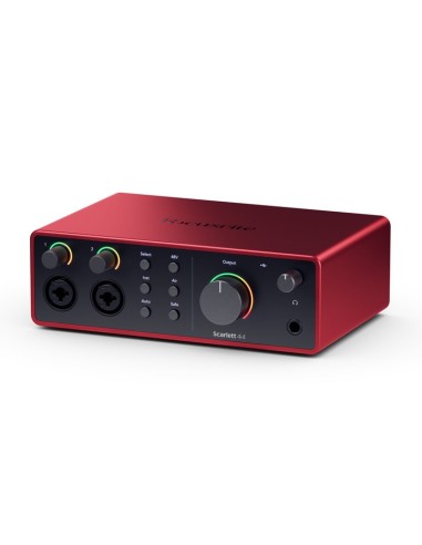 Focusrite Scarlett 4i4 4e génération – vue de trois-quarts côté droit