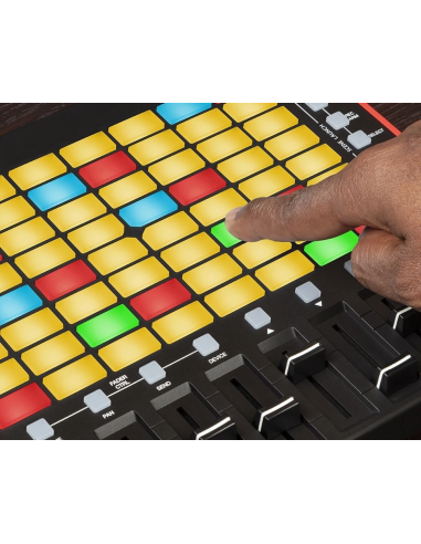 AKAI PROFESSIONAL APCMINIMK2 – Clavier maître | Sonopro