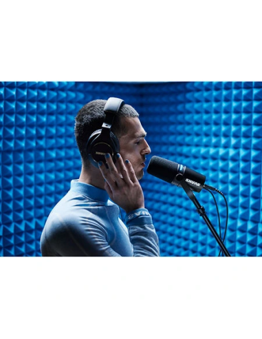 SHURE MV7+ – Microphone USB-C/XLR pour podcast | Sonopro