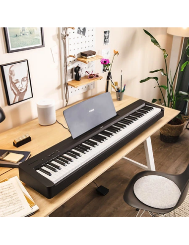 YAMAHA P-145B – Piano numérique portable | Sonopro