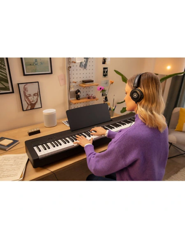 YAMAHA P-145B – Piano numérique portable | Sonopro