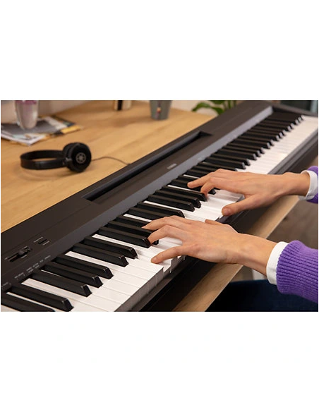YAMAHA P-145B – Piano numérique portable | Sonopro
