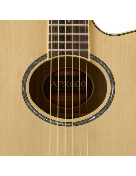 YAMAHA APX600 NATURAL – Guitare avec pan coupé et préampli Yamaha