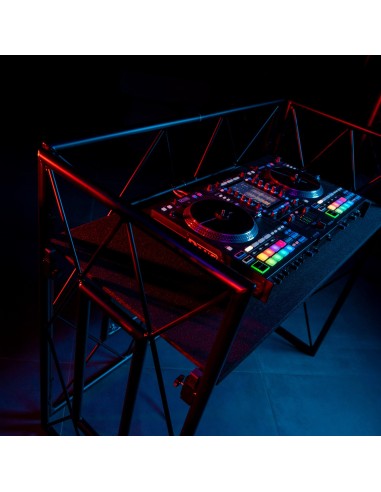 PLUGGER EVENT STAGE BLACK – Stand DJ avec façade personnalisable